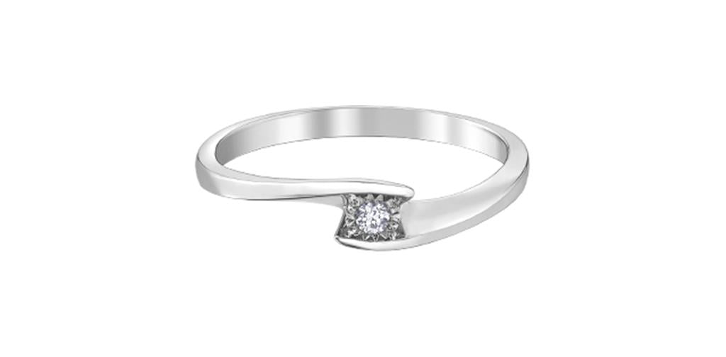 White Gold and Diamond Engagement Ring