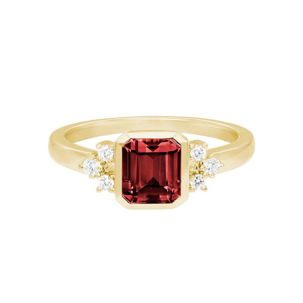 Yellow Gold Garnet Ring