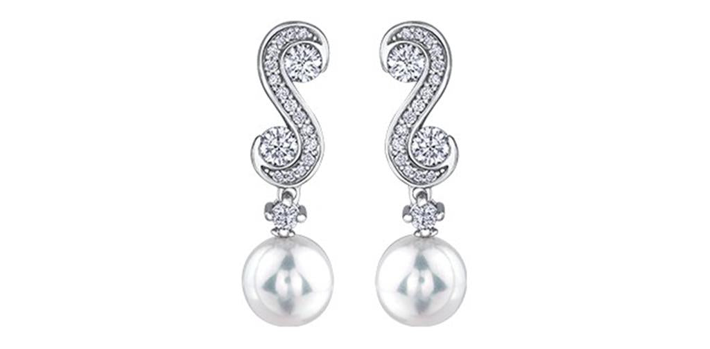 Maple Leaf Diamonds Pearl Earrings