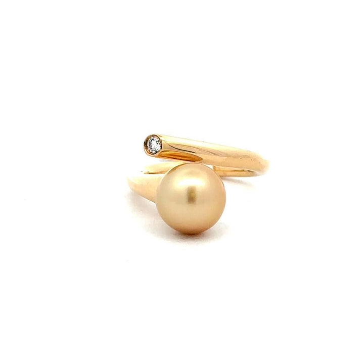 18K Yellow Gold and Pearl Ring - Davidson's Jewellers