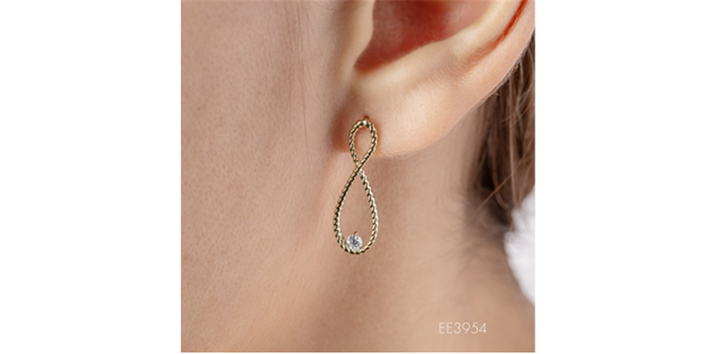 Canadian Diamond & Gold Earrings