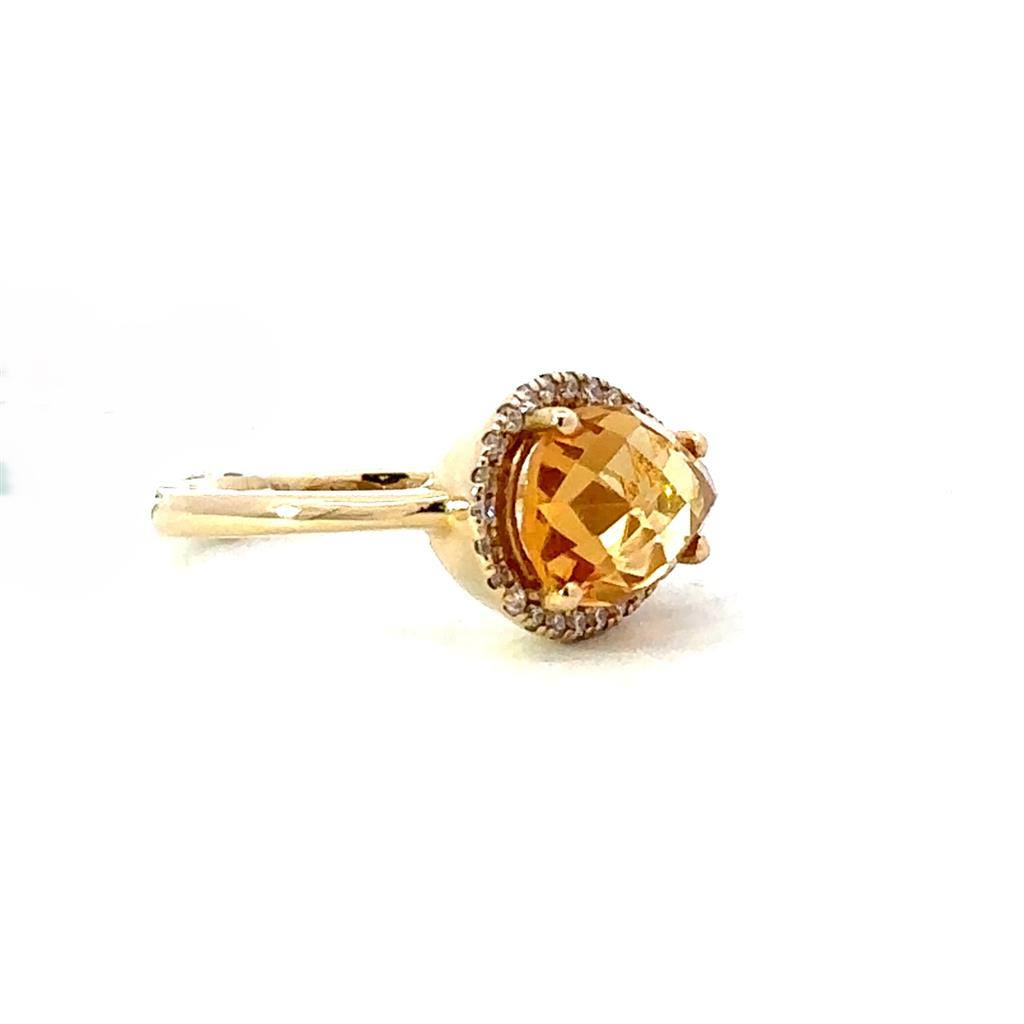 Yellow Gold and Pear Shaped Citrine Ring