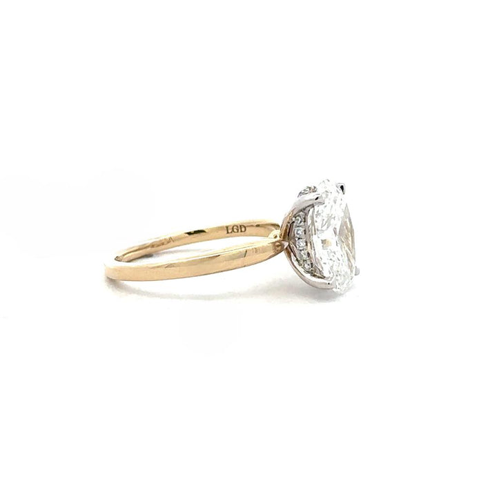 Oval Lab Grown Diamond Engagement Ring