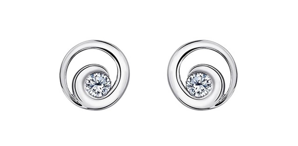 Maple Leaf Diamonds Stud Earrings