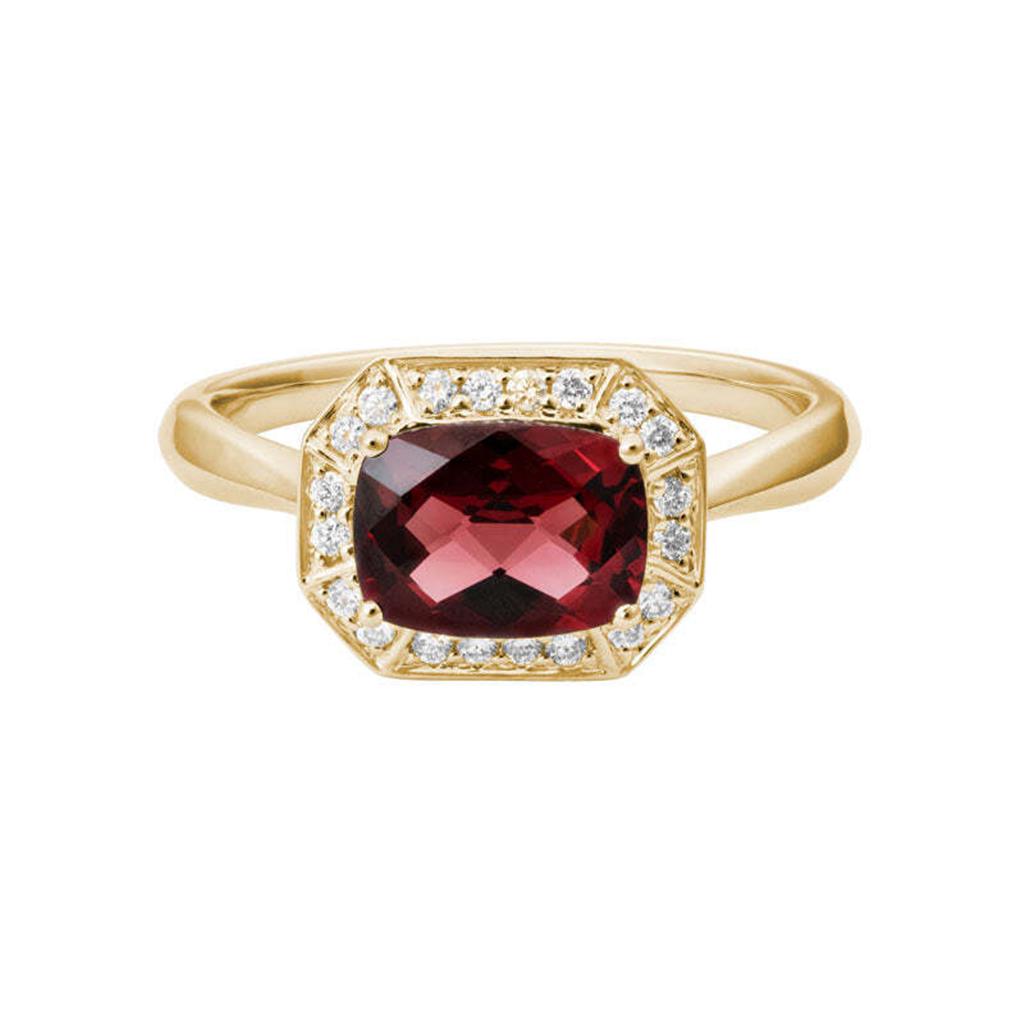 Yellow Gold and Garnet Ring